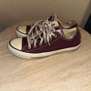 Women’s Converse 8